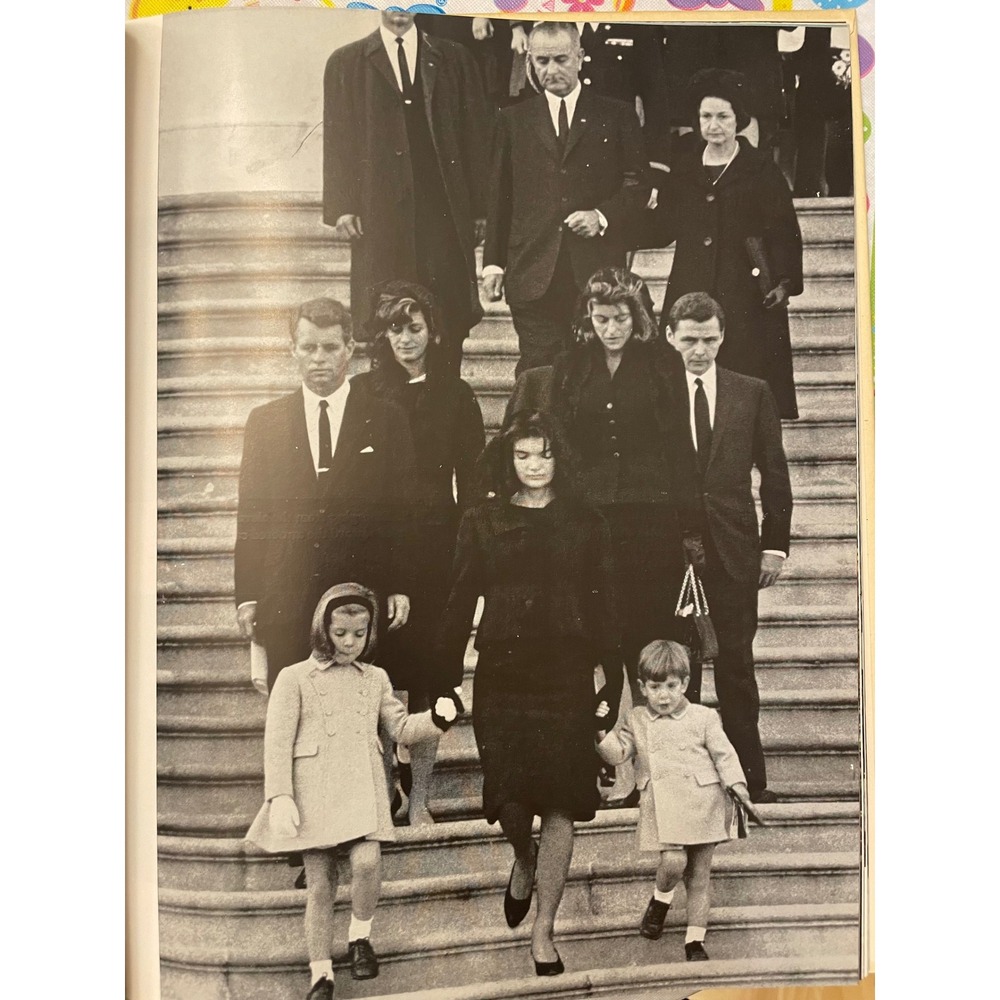 1964 Four Days JFK Death Historical Record Book Milwaukee Sentinel Edition - Picture 12 of 16